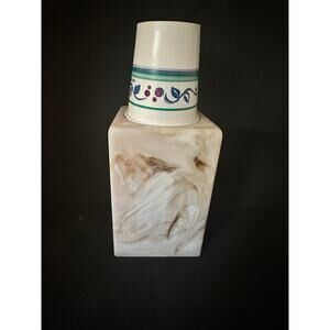 426	Dixie cup dispenser; 3 0z.Comes with 20 cups